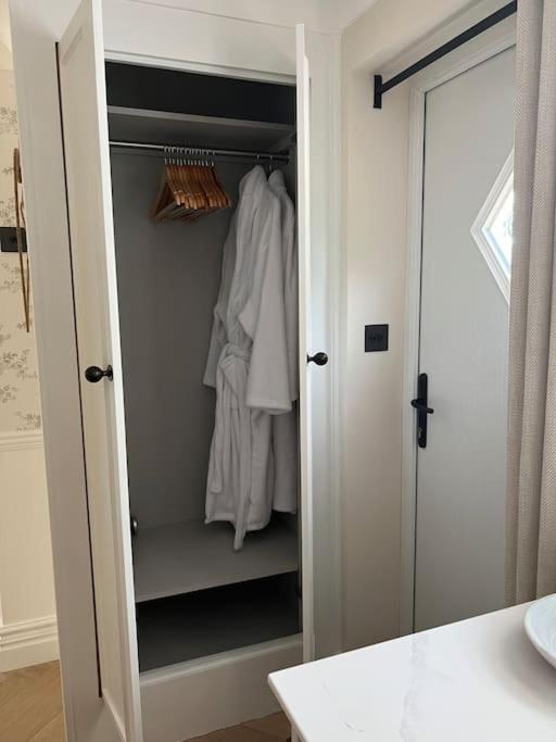 Ferienwohnung Boutique Style Self Contained Annexe With Garden Mursley Exterior foto